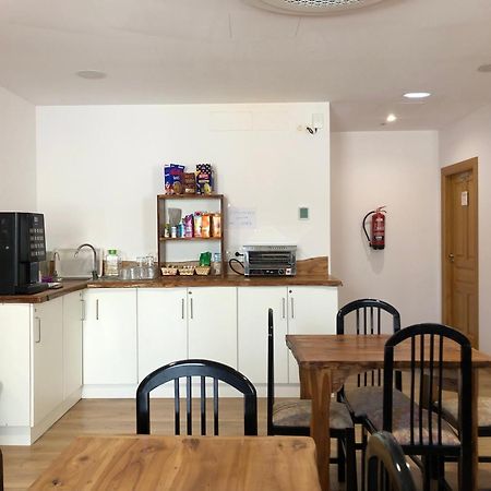 Hostal San Juan Sahagun Luaran gambar